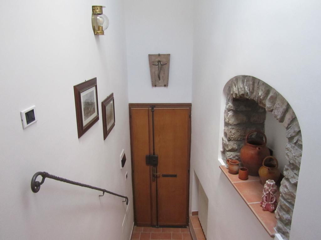 B&B Il Chiostro アッシジ エクステリア 写真